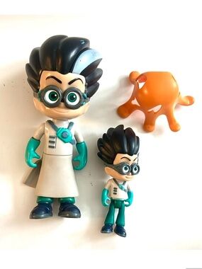 PJ Mask Romeo Scientist Action Figure Set - Black, White, Teal